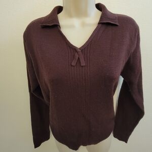 Gap Ladies V Neck Sweater With Collar